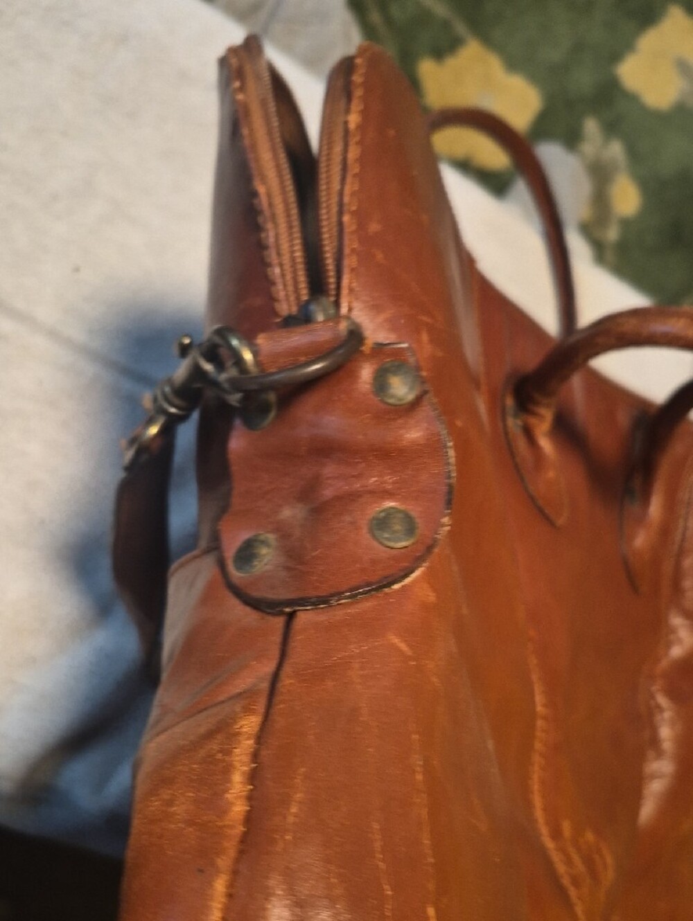 Brown Leather Weekender Bag - Men's Travel Holdall - Picture 13 of 16
